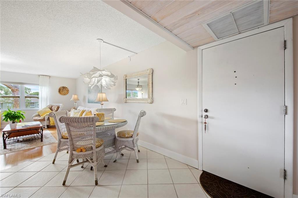 FOREST LAKES - Residential Lease