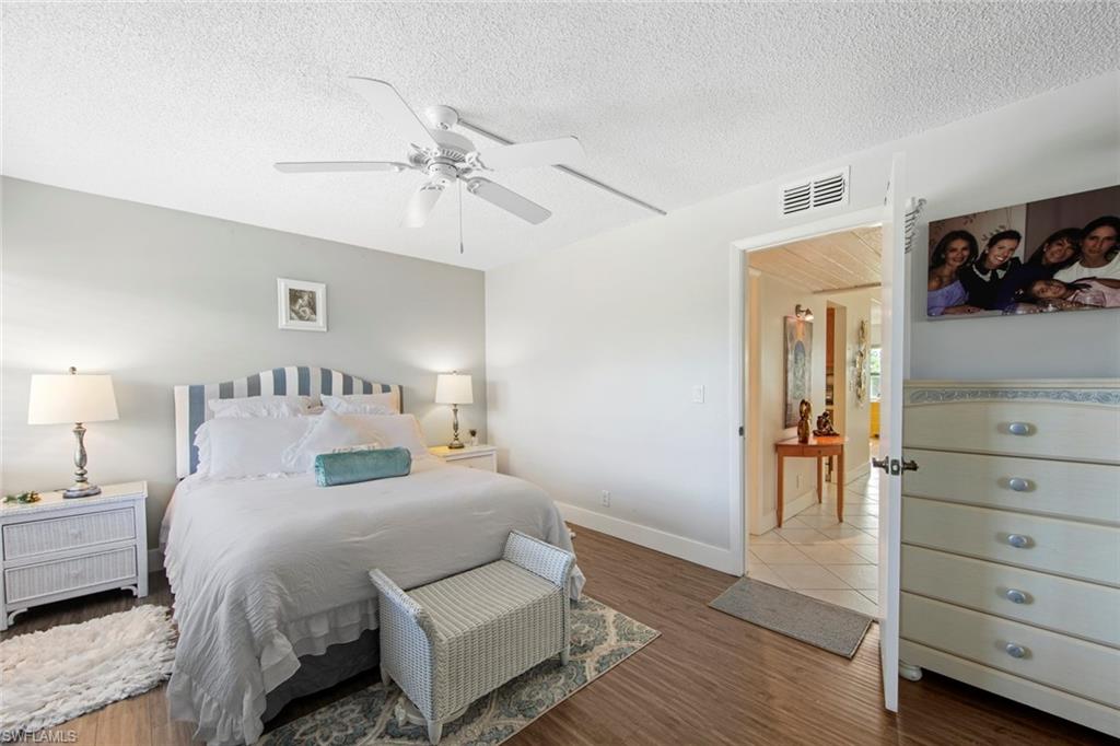 FOREST LAKES - Residential Lease