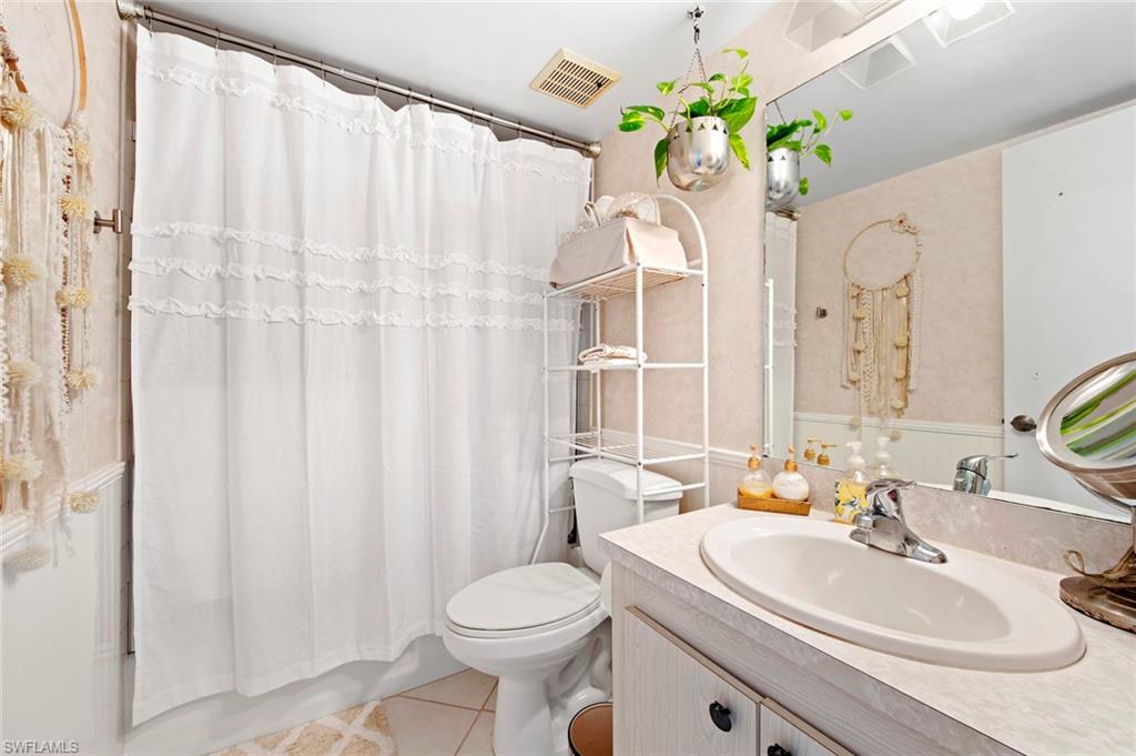 FOREST LAKES - Residential Lease