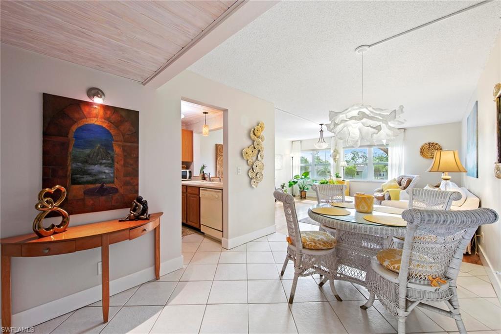 FOREST LAKES - Residential Lease