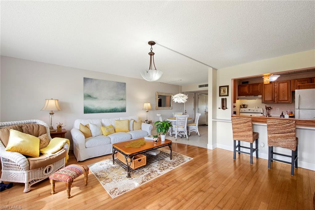 FOREST LAKES - Residential Lease