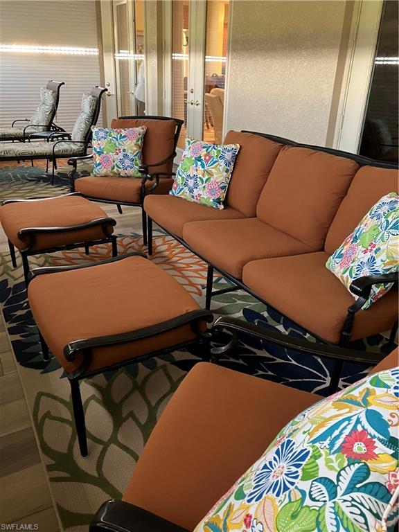 AVELLINO ISLES - Residential