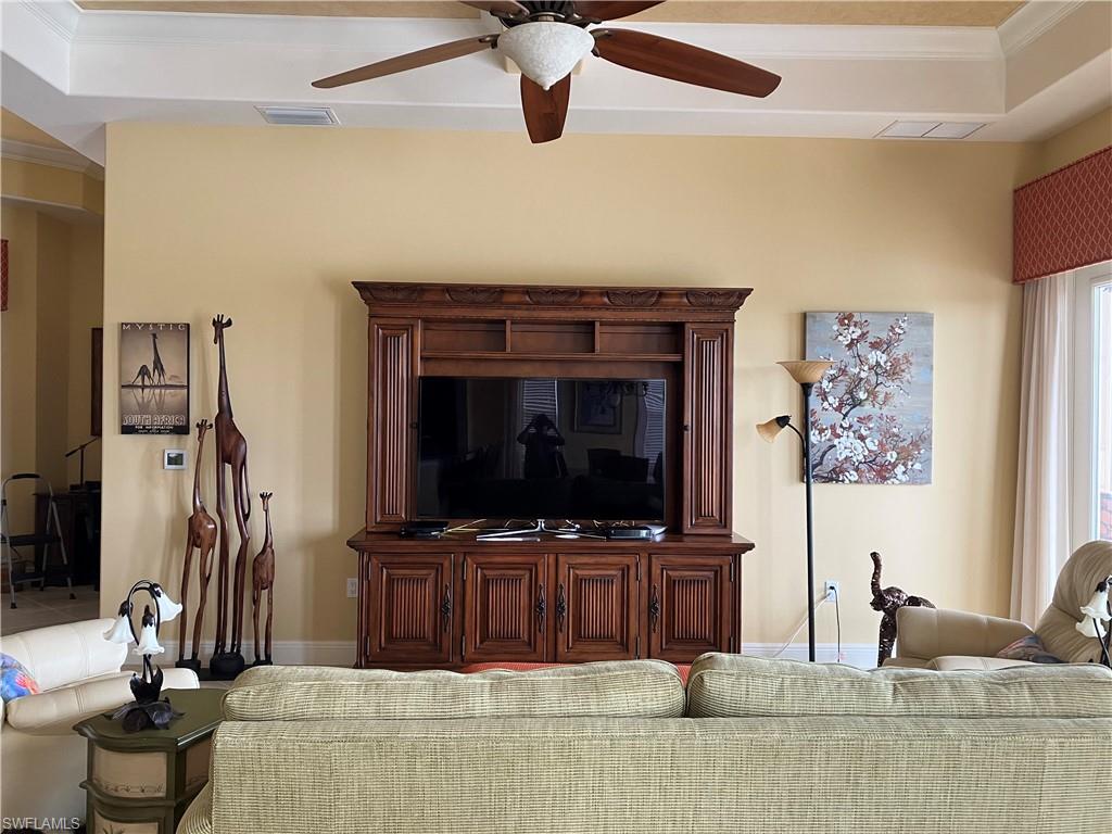 AVELLINO ISLES - Residential