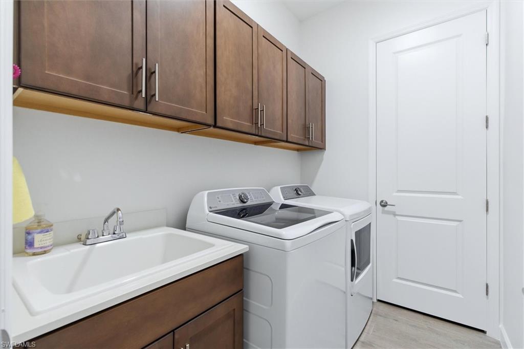 VERDANA VILLAGE - Residential