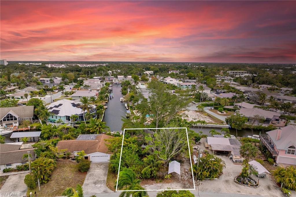 3261 Lakeview DR