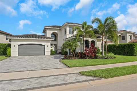 Photo of 4509 Azalea DR, NAPLES, FL 34119 (MLS # 226023672)