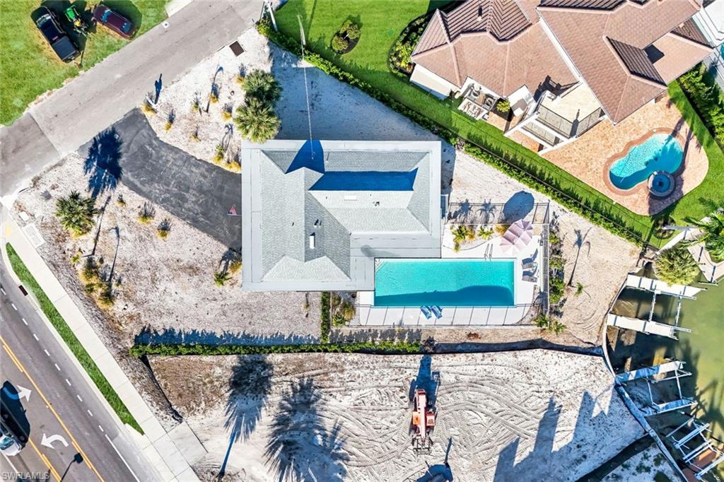 LAGUNA SHORES - Residential