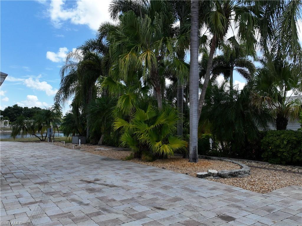 5966 BRIGHTWOOD DR