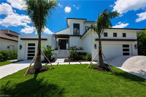 4847 Esplanade ST BONITA SPRINGS FL 34134