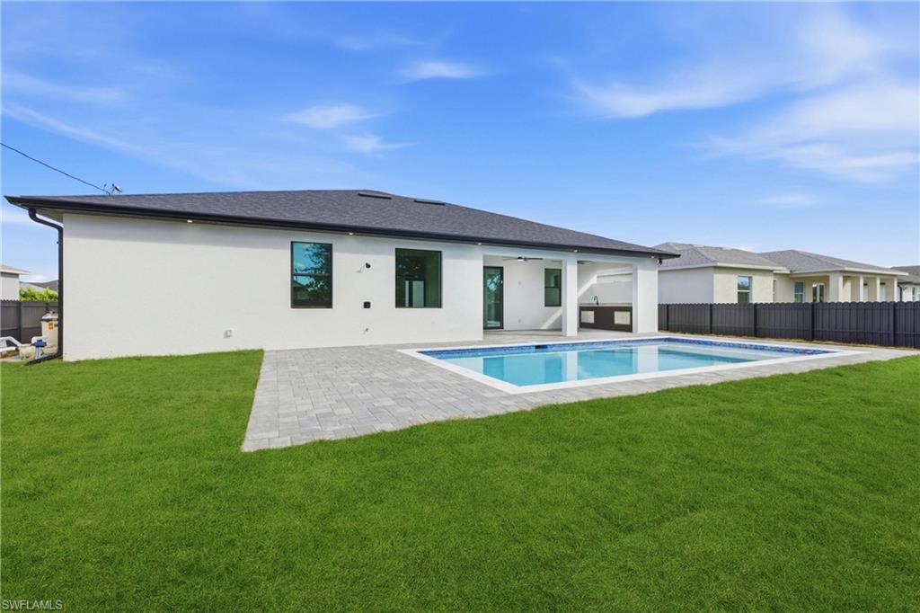 CAPE CORAL - Residential