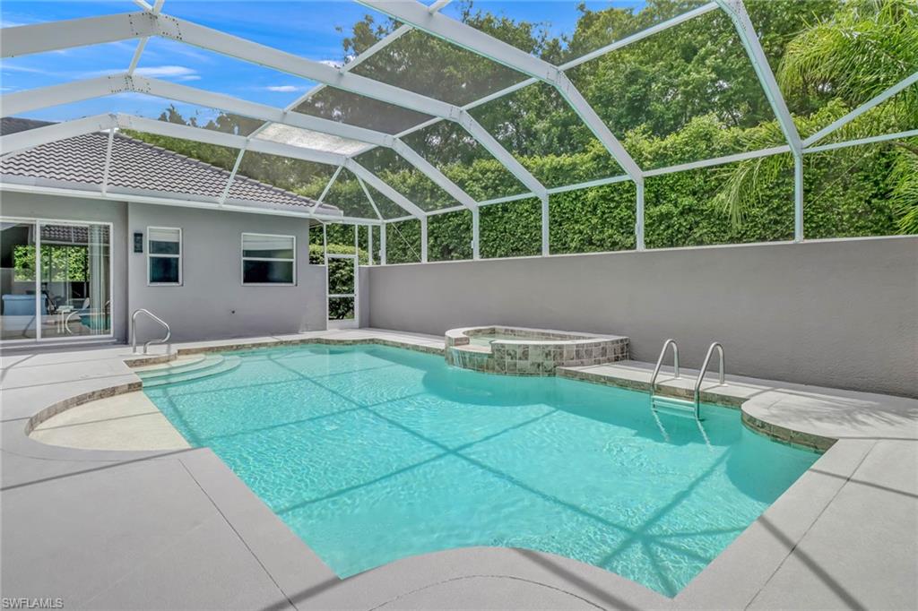 WILSHIRE LAKES - Residential