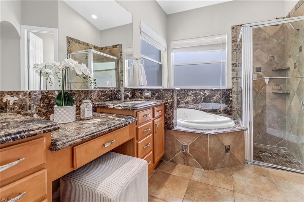 WILSHIRE LAKES - Residential