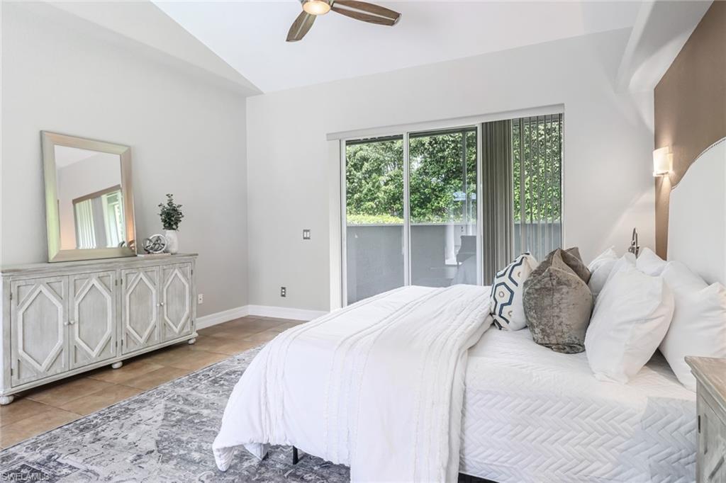 WILSHIRE LAKES - Residential