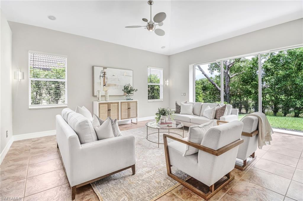 WILSHIRE LAKES - Residential