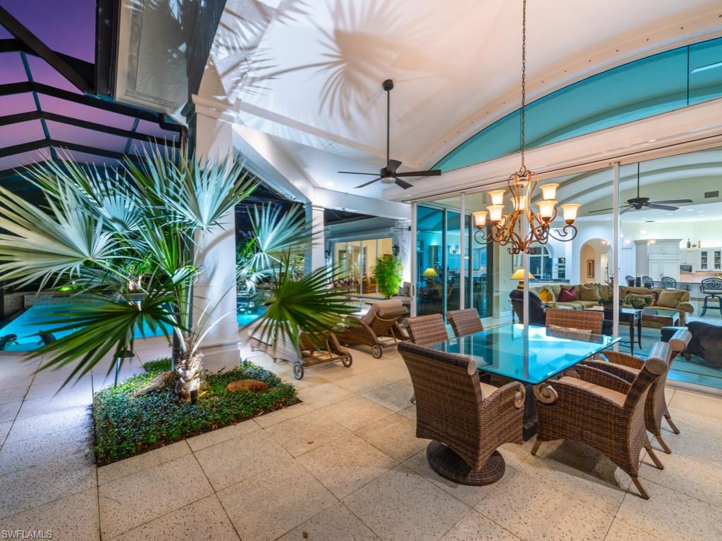 BAY WOODS - Residential