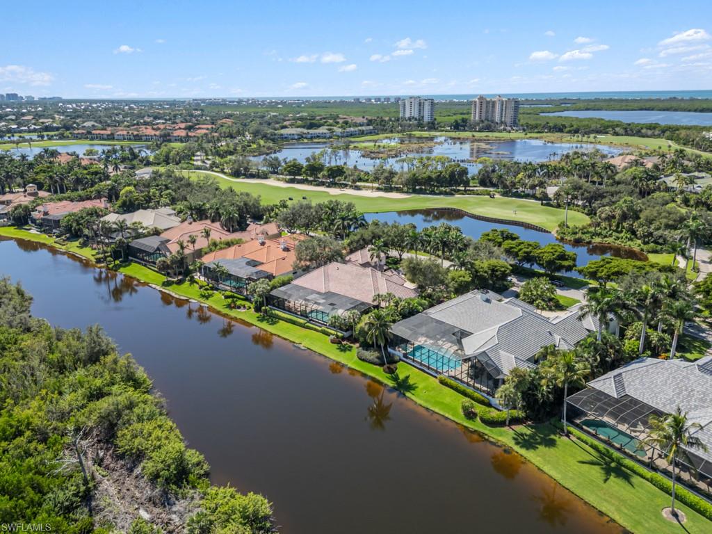 BAY WOODS - Residential