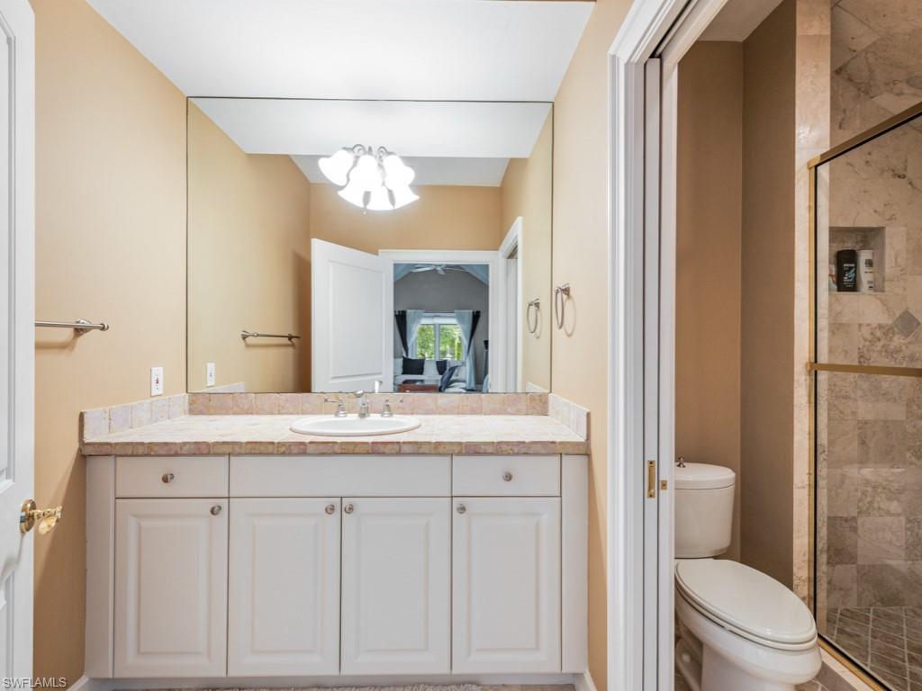 BAY WOODS - Residential