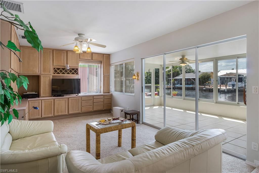 ISLAND HARBORS - Residential