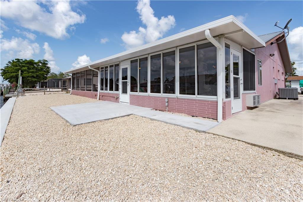 ISLAND HARBORS - Residential