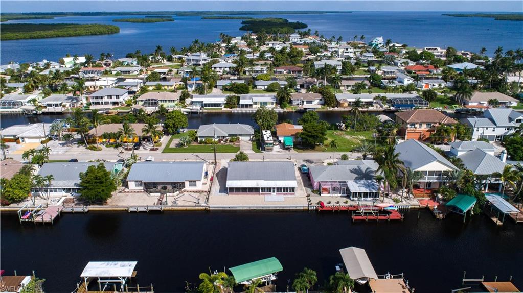 ISLAND HARBORS - Residential