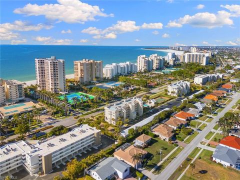 A home in MARCO ISLAND