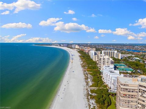 A home in MARCO ISLAND