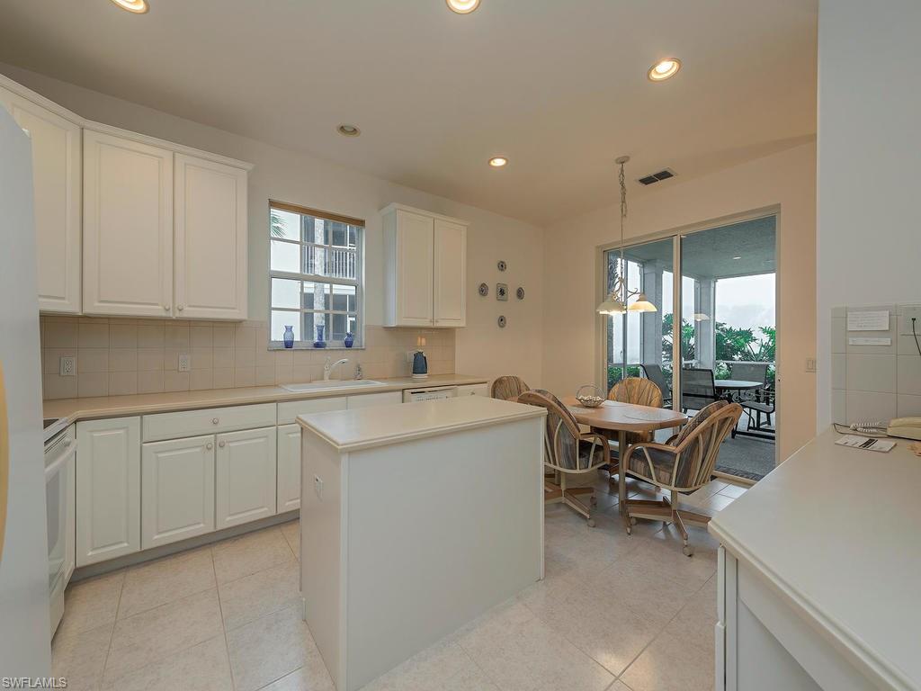 JULIANA VILLAGE - Residential