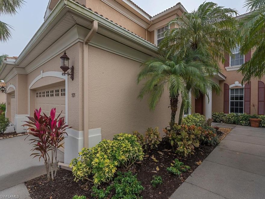 C.14455 - Lake and Golf Course view, 1st floor Coach Home in an Arnold Palmer Signature Bundled Golf Course Community. The Golf Course was just renovated and re-opened January 4, 2018. 2 Bedrooms plus 2 baths, large den with two sofa beds. Sold Turnkey