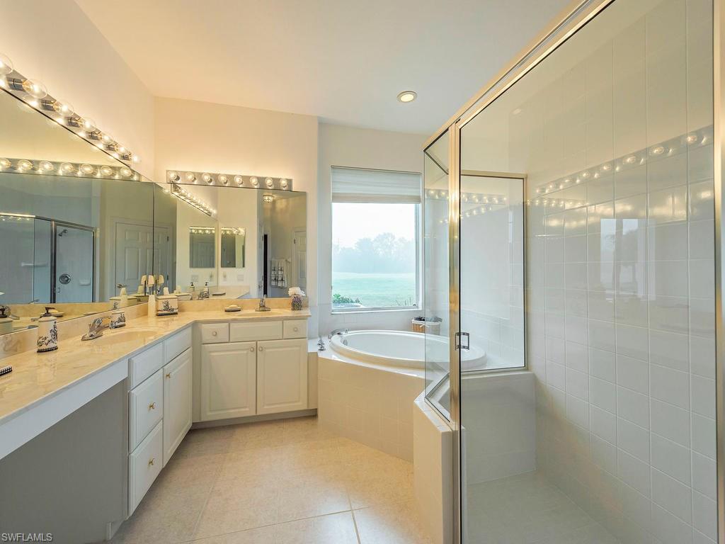 JULIANA VILLAGE - Residential