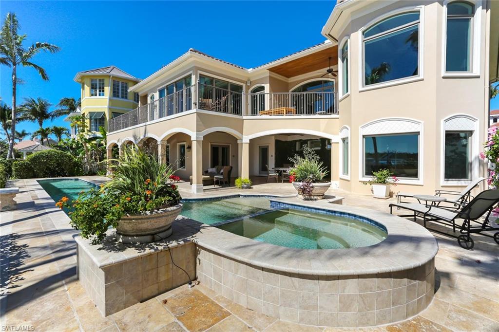 CAROLANDS - Residential