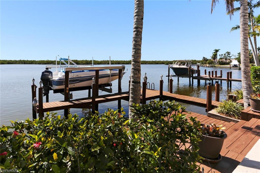 CAROLANDS - Residential