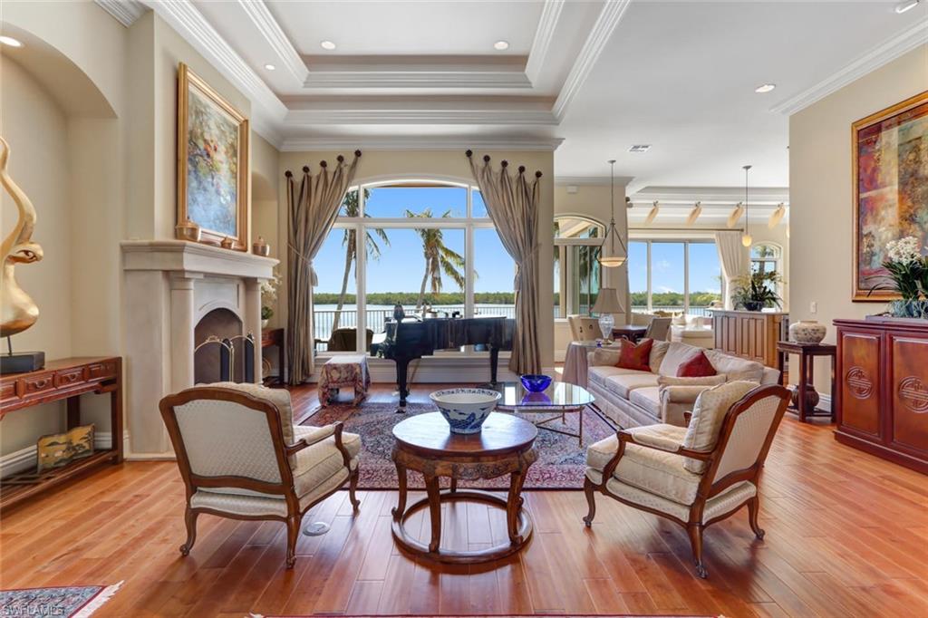 CAROLANDS - Residential