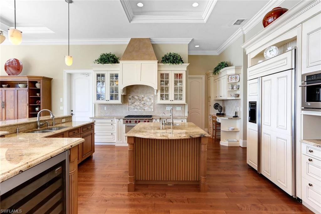 CAROLANDS - Residential