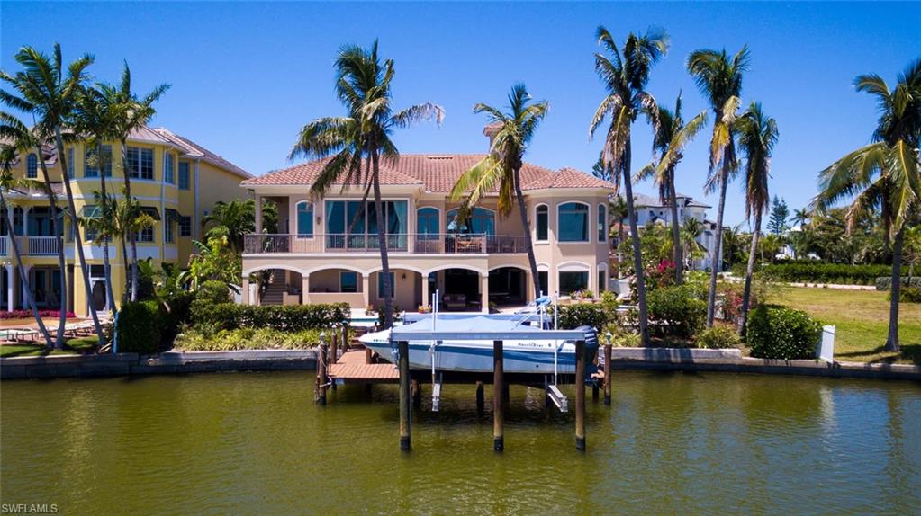 CAROLANDS - Residential