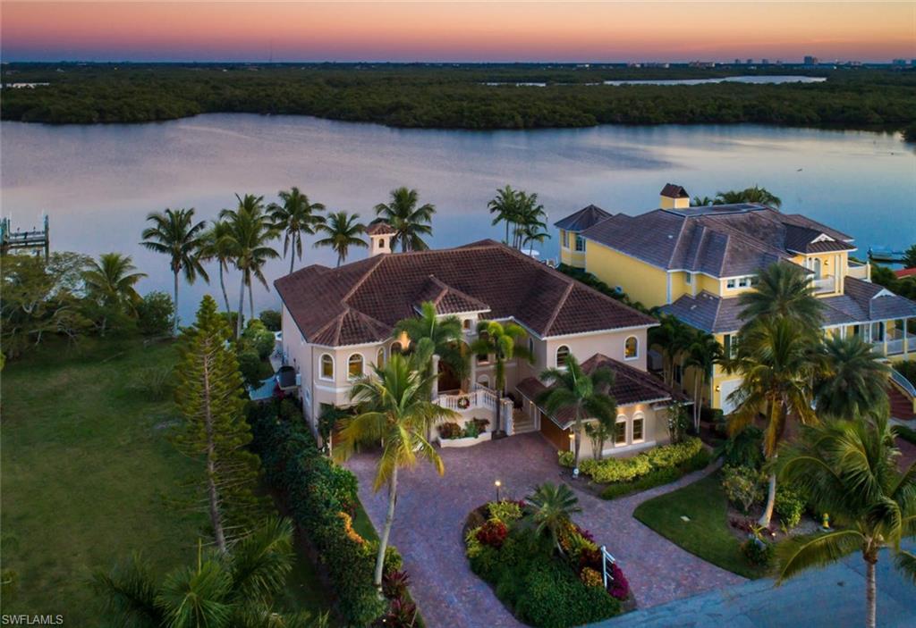 CAROLANDS - Residential