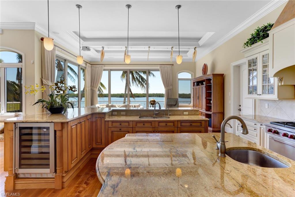 CAROLANDS - Residential