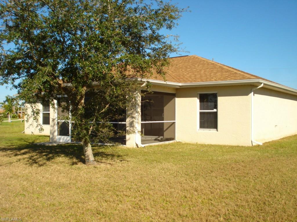 CAPE CORAL - Residential