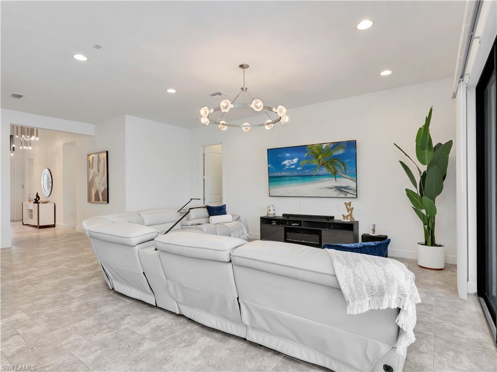 RIVERCREEK IN ESTERO - Residential