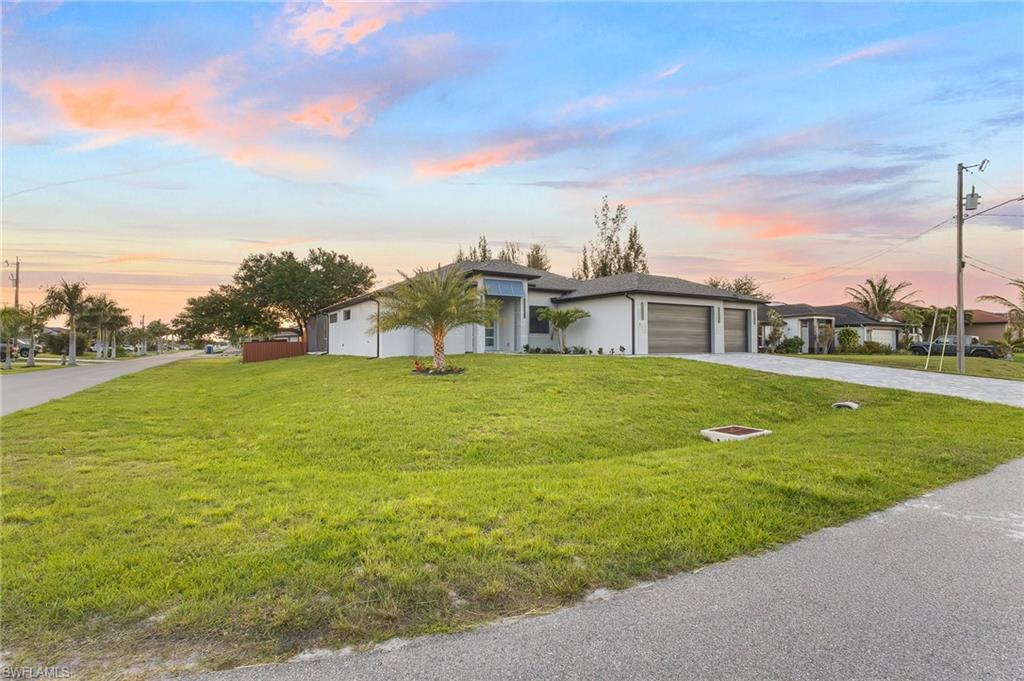 CAPE CORAL - Residential