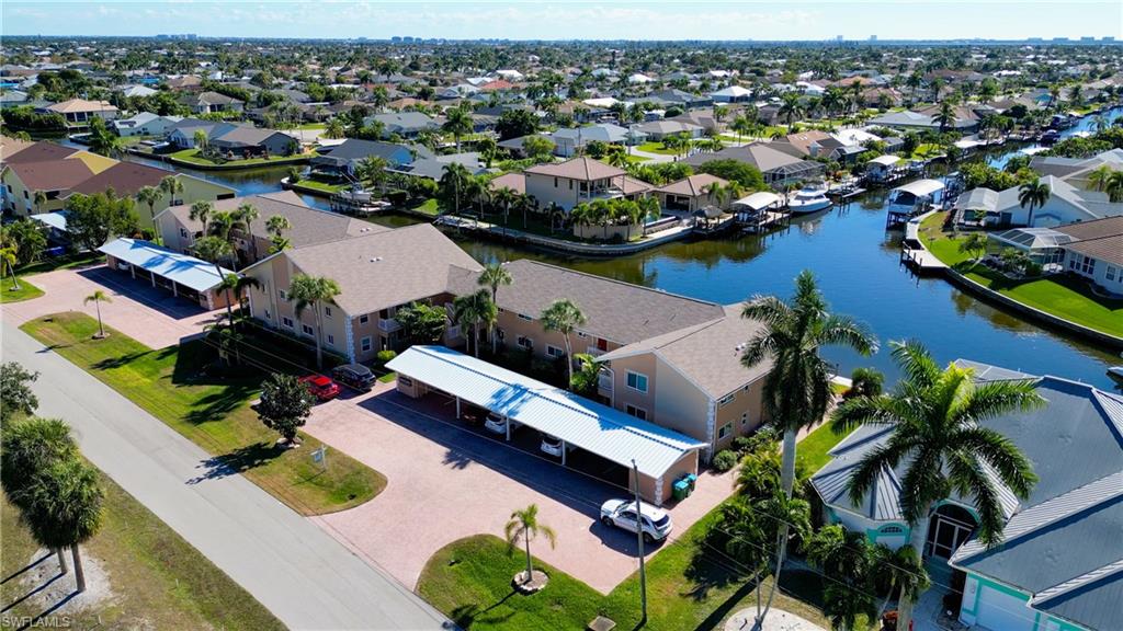 VILLA DE VERN CONDO - Residential