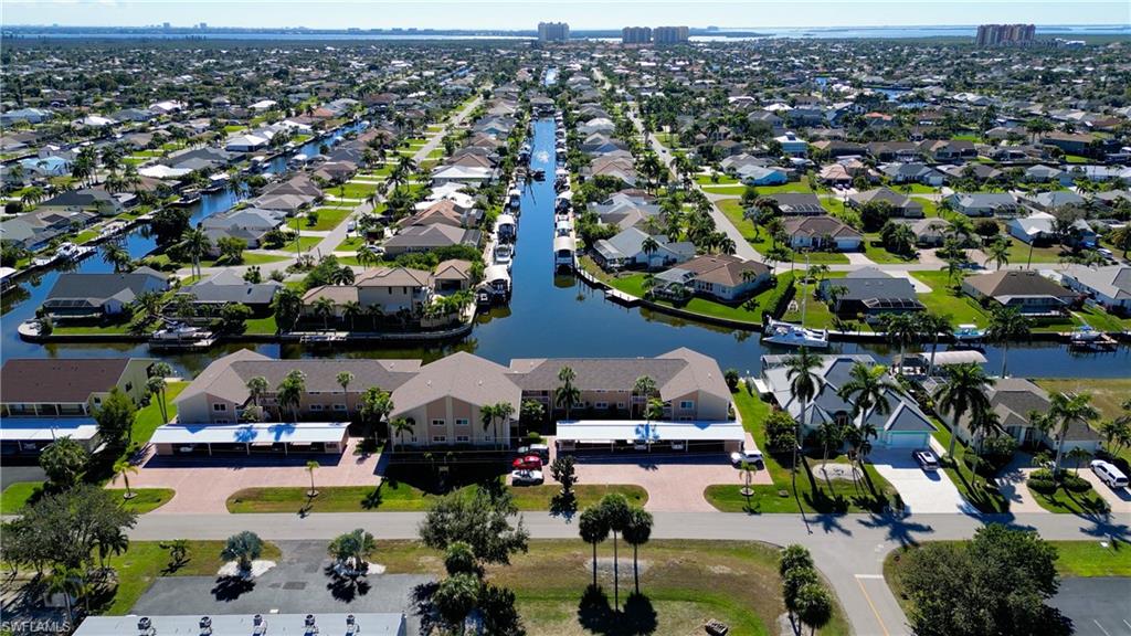 VILLA DE VERN CONDO - Residential