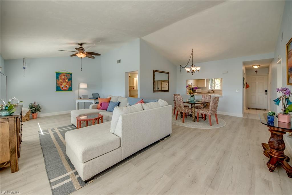 VILLA DE VERN CONDO - Residential