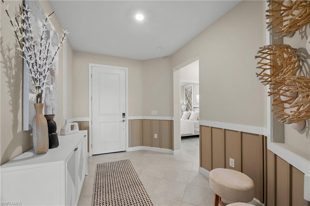 COUNTRY CLUB - Residential