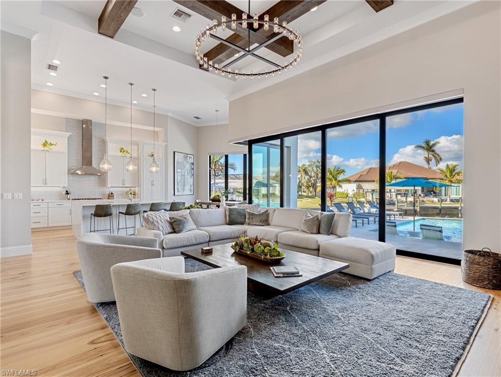 TOWN AND RIVER - Residential