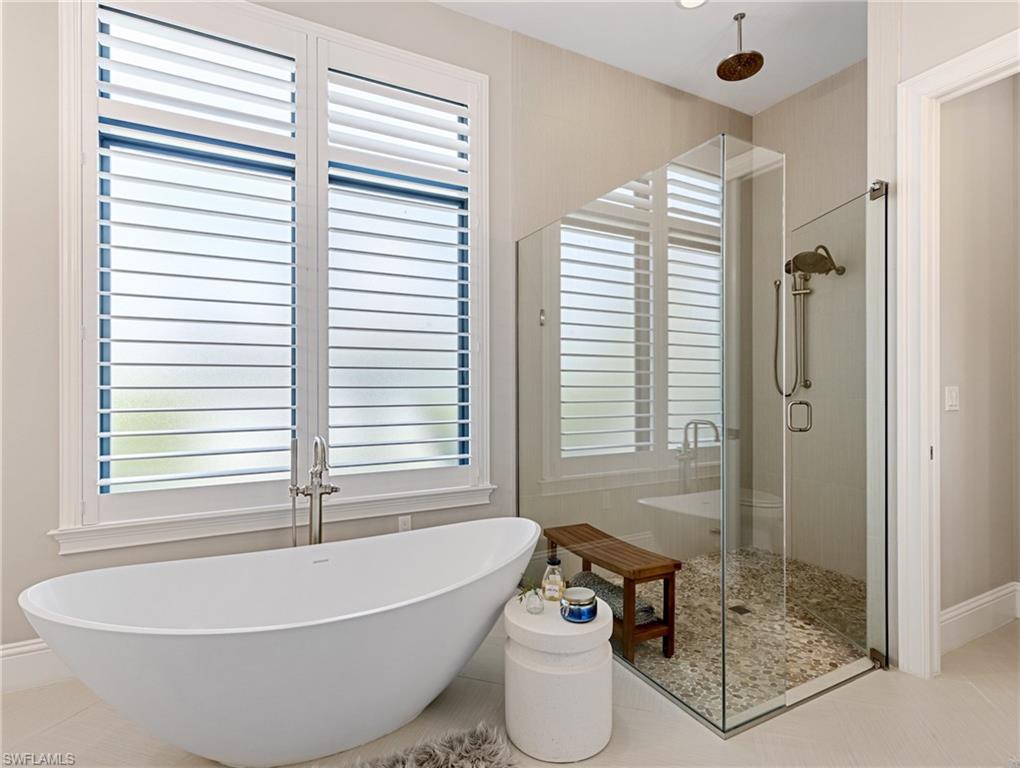 TOWN AND RIVER - Residential