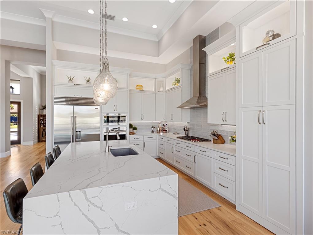 TOWN AND RIVER - Residential