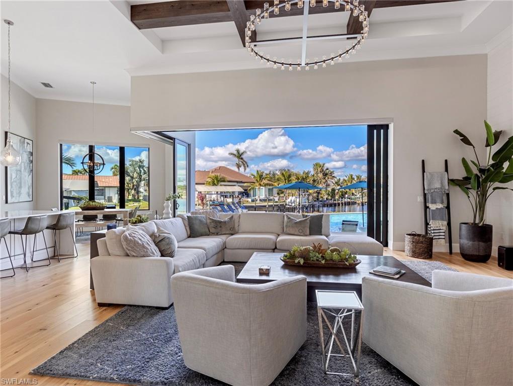 TOWN AND RIVER - Residential