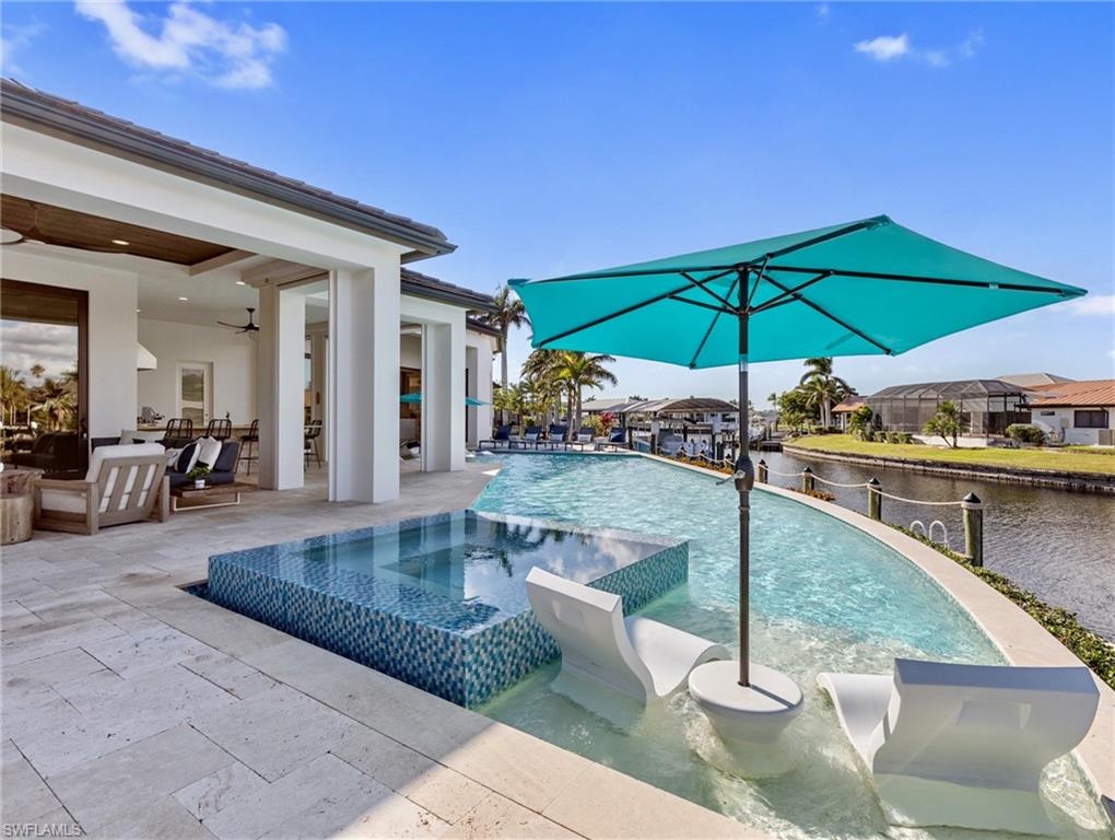 TOWN AND RIVER - Residential