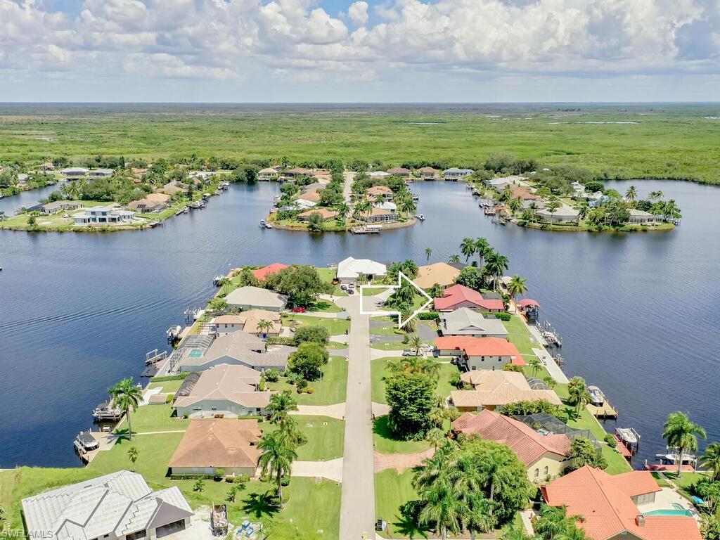 PORT OF THE ISLANDS - Residential