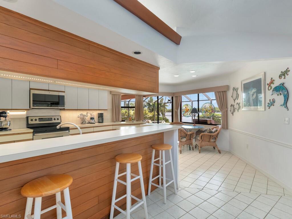 PORT OF THE ISLANDS - Residential